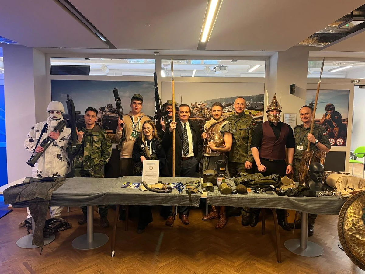 Akademia Sztuki Wojennej - 7